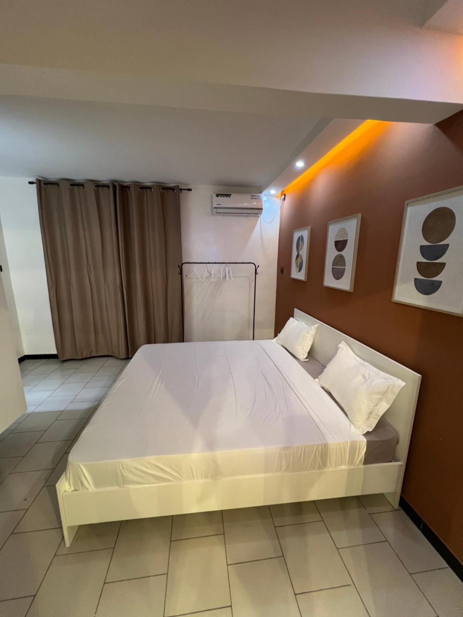 Le Confortable By Sdm Dakar Exterior foto